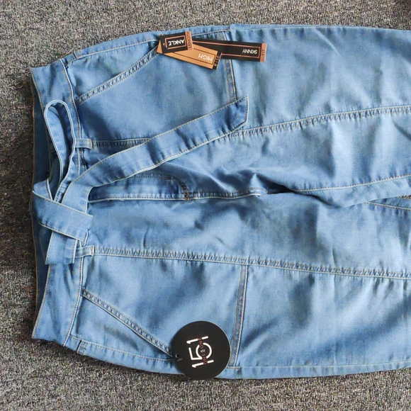 NWT One 5 One skinny high rise stretch jeans - Picture 2 of 5